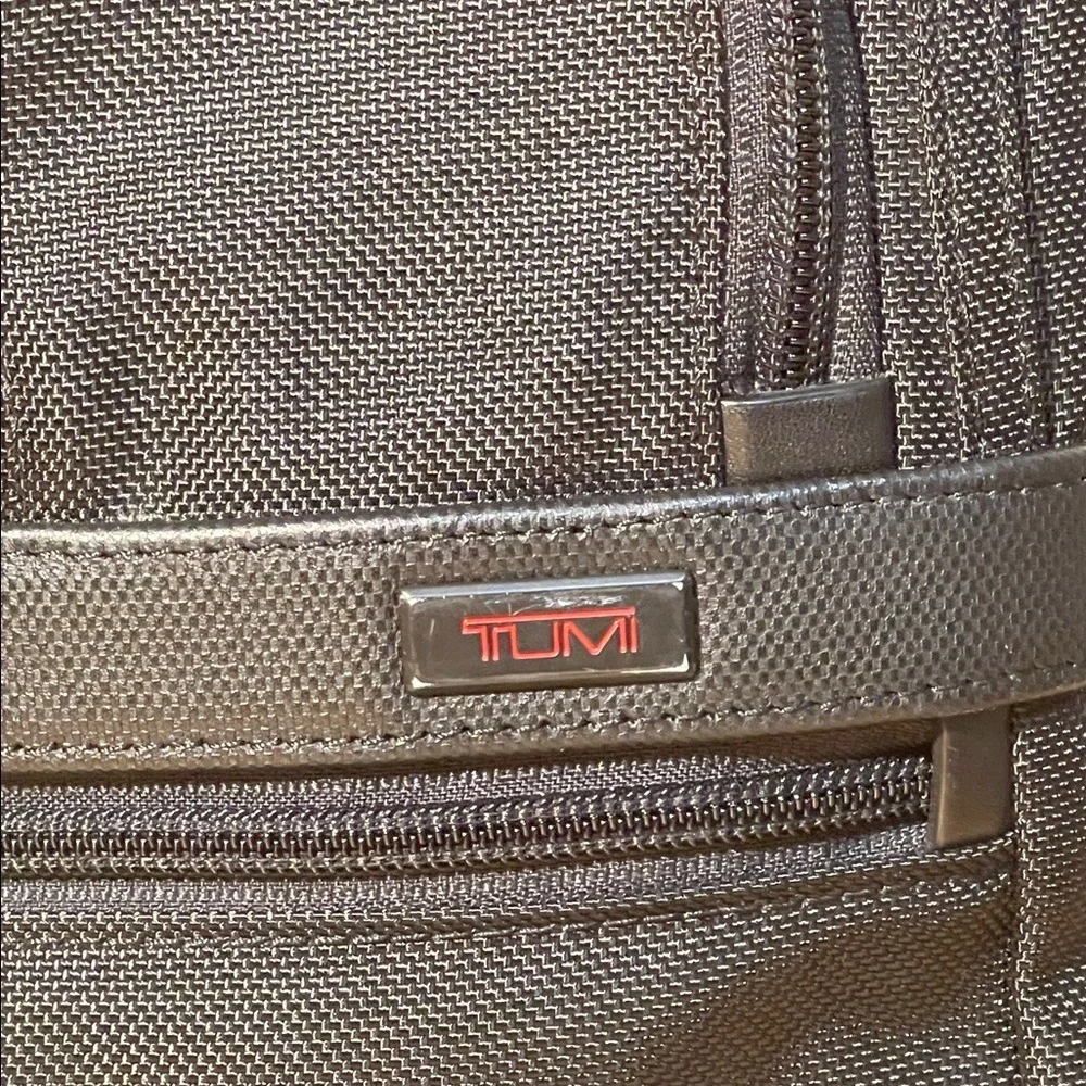 TUMI Alpha Expandable Organizer Laptop Brief - Black